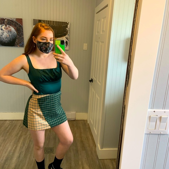 DYNAMITE Blue/green milkmaid style tank top - Picture 8 of 8